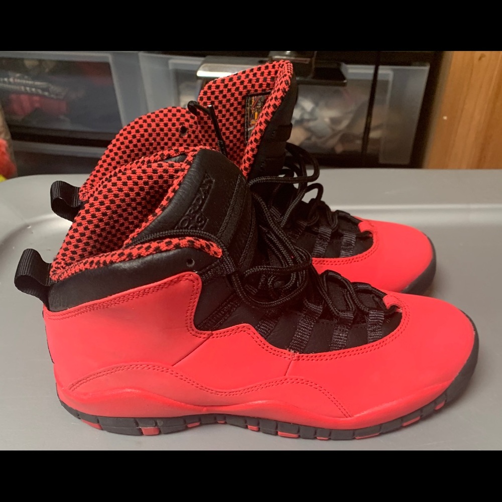 Jordan 10 Retro Fusion Red Youth